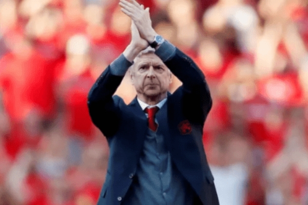 溫格去哪里執教了？